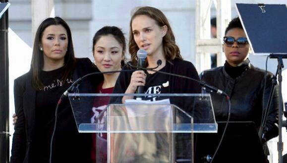 娜塔莉・波特曼等女星参加女性大游行活动 呼吁男女平等